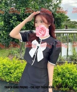 Thạch Giao Phụng - Chị đẹp thích kính, thích cả anh