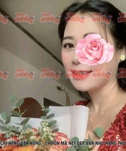 Chị Hồng Đắk Nông - Ly hôn mà nét đẹp vẫn như nàng thơ