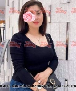 Vũ Mỹ Di - Giảng viên đại học Quảng Nam, làn da trắng hồng